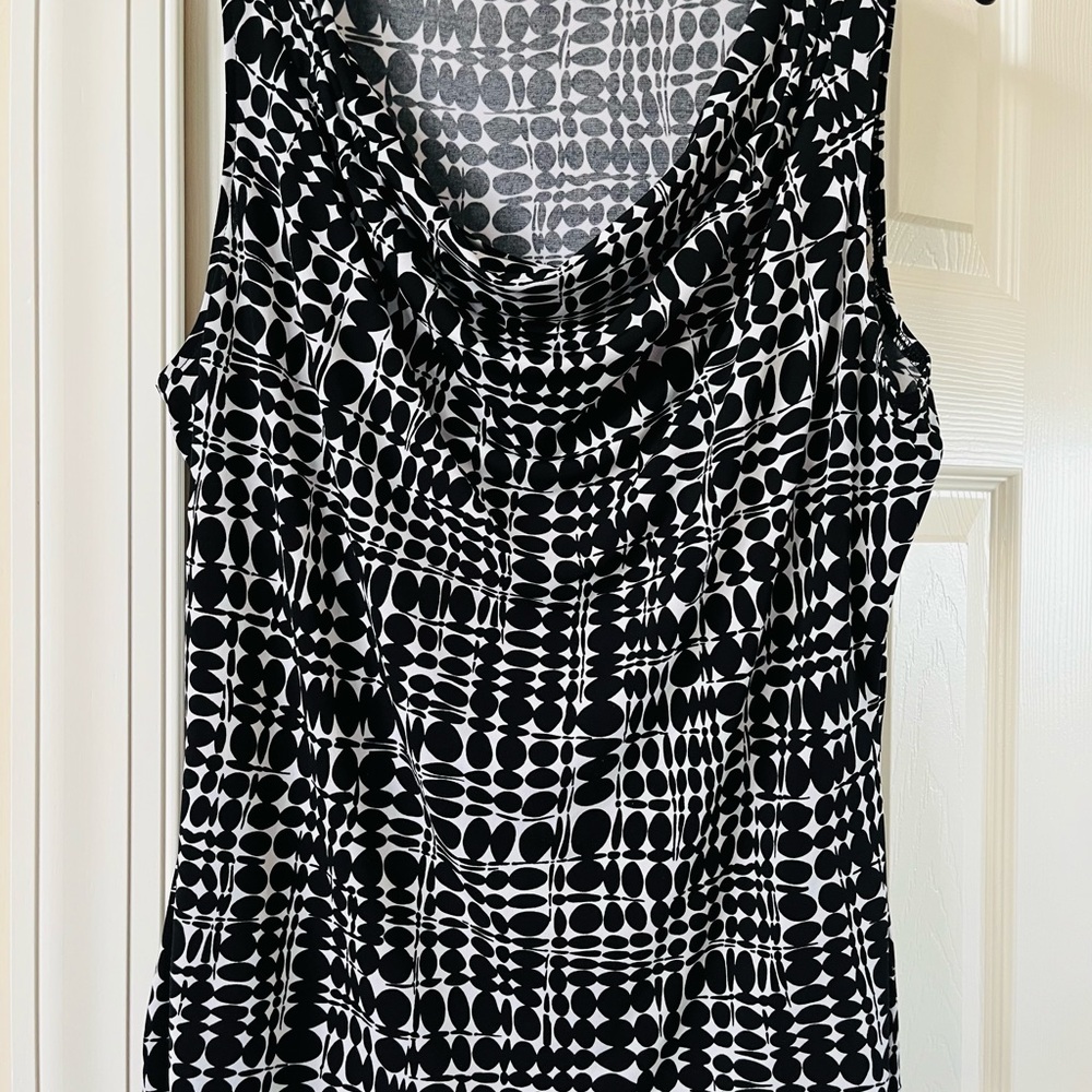Calvin Klein Black and White Patterned Women's Top